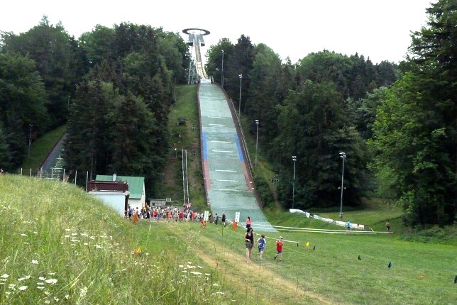 img00002.jpg