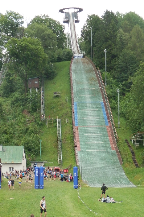 POPELKA 37  r.   1..června 2025